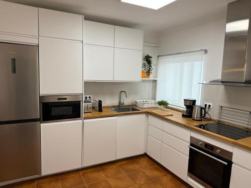 Cavaleiro Apartment | Cabo Sardão Guest House - Rooms on Fishermen's Trail