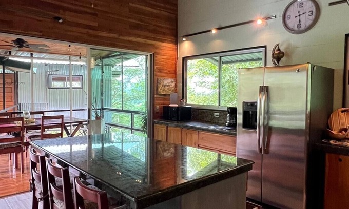 Playon House | Cacao Forest Treetop Cottage w/AC – 15 min to Beach & Town – Puntarenas