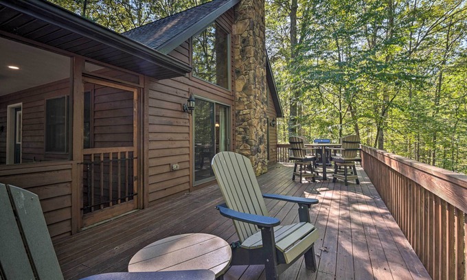 Great Cacapon Cabin | Cacapon River Cabin w/Private River Access!