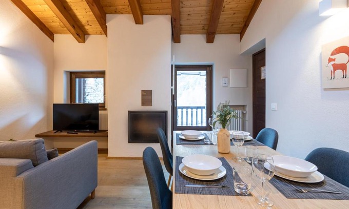 La Salle Apartment | Cachettes