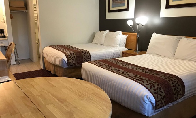 Okanagan-Similkameen Hotel | Cactus Tree Inn