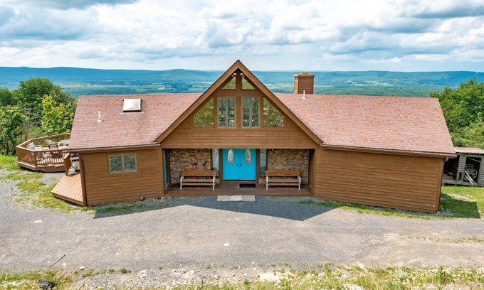 Old Timberline House | Cairn Ridge - 311 Valley View Rd