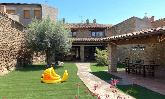 Artesa de Segre Cottage | CAL SERRA-Rural house