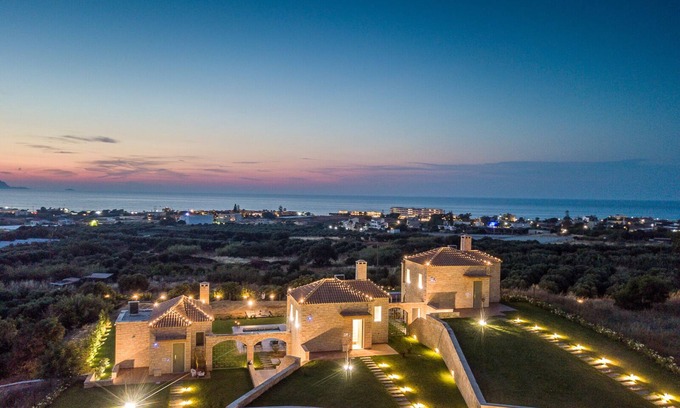 Agkisaras Villa | CALDERA THEROS VILLAS
