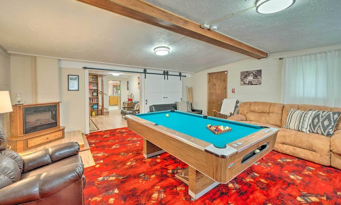 Caldwell House | Caldwell House w/Grill ~ 1 Mi to Downtown!