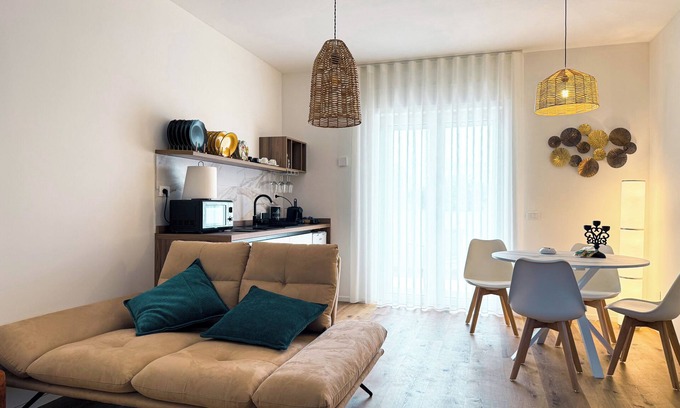 Monopoli Apartment | Calirè - One Bedroom Apartment, Sleeps 3
