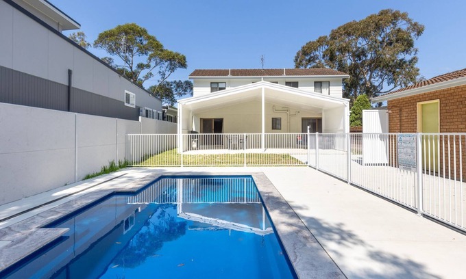 Callala Beach House | Callala on King - Pet Friendly with Swimming Pool