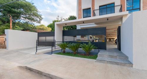 Fernando De La Mora Apartment | Callejon Zaracho Fernando de la Mora