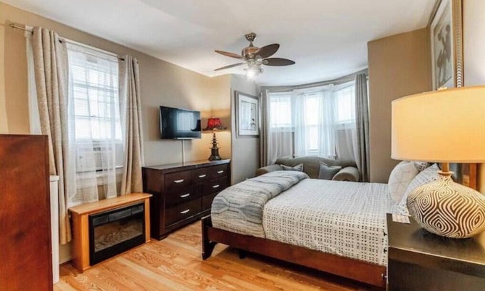 Sharon Hill Apartment | Calm Historic Getaway - PHL Airport