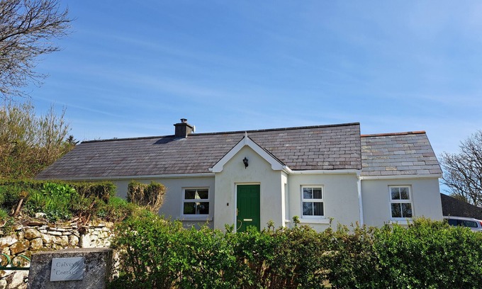Newport Cottage | CALVEY'S COTTAGE, family friendly in Mulranny, County Mayo