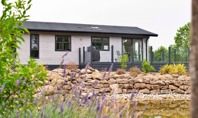 Cambridge Ski Chalet | Cambridge Luxury Lodge