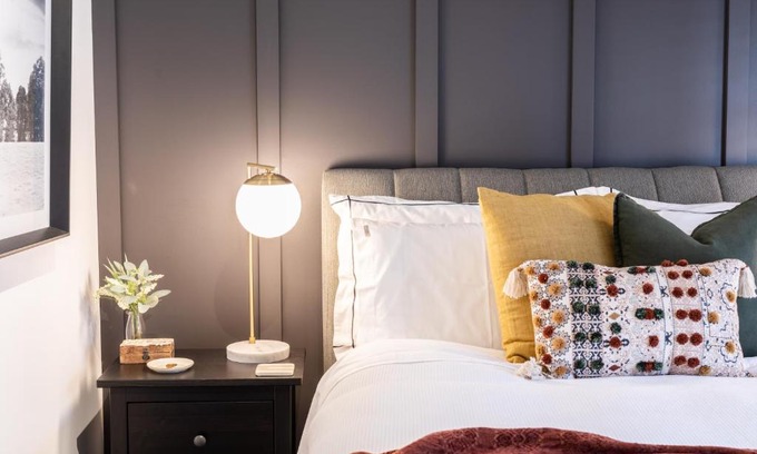 Camden Apartment | Camden Apartment