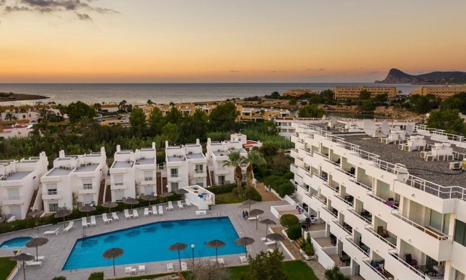 San Antonio Bay Apartment | Camelina Suites