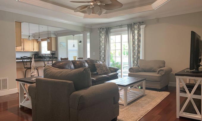 Niceville House | Camellia House, a charming little house for rest or play!