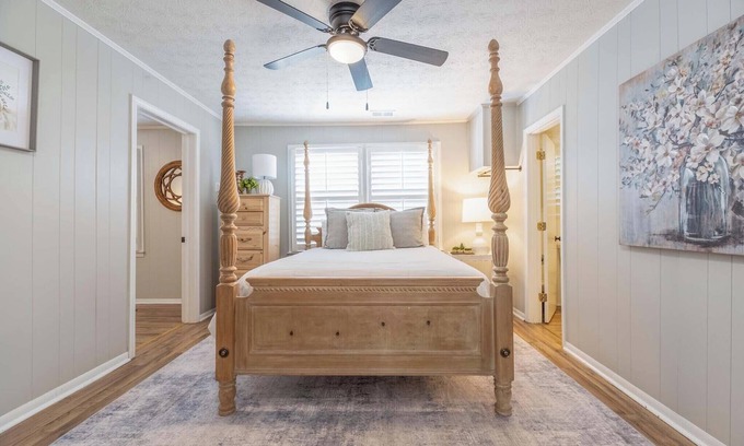 Columbus Cottage | Camille Cottage ~ Ideal for Short-Term Stays or Traveling Professionals