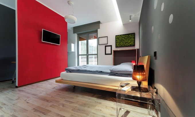 Crevacuore Apartment | Camillo Rooms - Room n. 5 6 km from Borgosesia between Valsesia and Valsessera