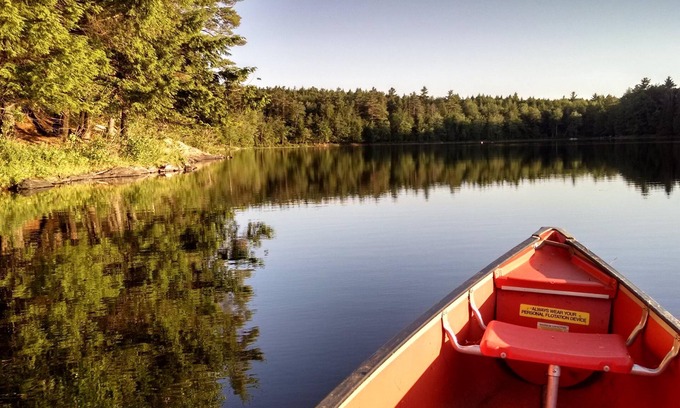 Sidney Cottage | Camp Betty' Lakeside Retreat