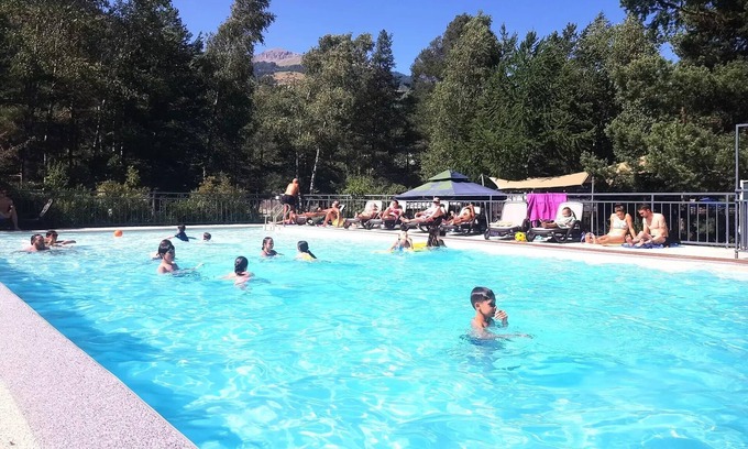 Saint-Martin-de-Queyrieres House | Camping Caravaneige L'Iscle de Prelles* - Mobile home Comfort Super Mercure 3 rooms 7 people