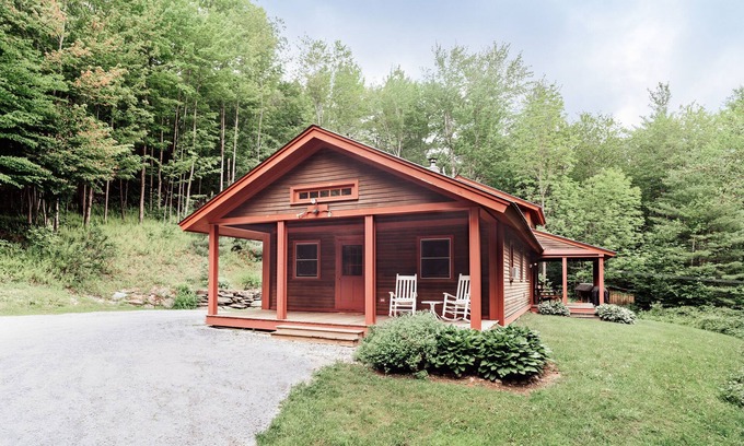 Belmont Cabin | Camp Mt. Holly - modern cabin by Okemo & Ludlow