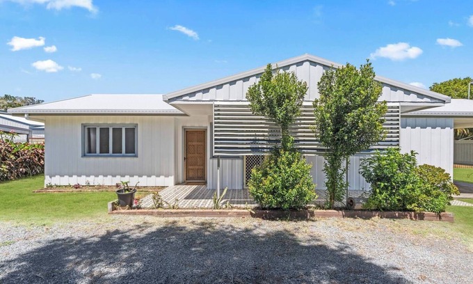 Torquay House | Campbell Cottage A Beachside Escape in Torquay
