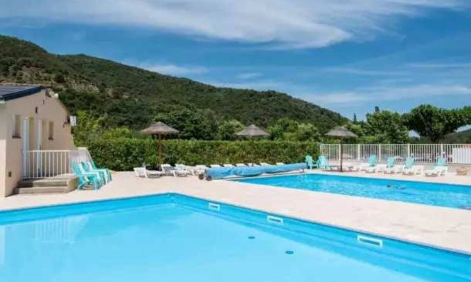 Arles-sur-Tech House | Camping 3 étoiles - Piscine - eebhbb