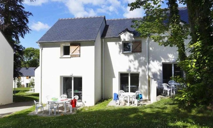 Audierne House | Camping 3 étoiles - Piscine - ccaiibb