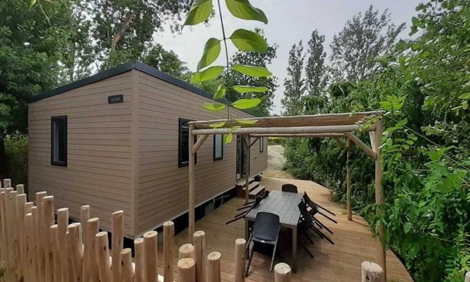 Montgeard House | Camping 3 étoiles - Piscine - ccadbgg