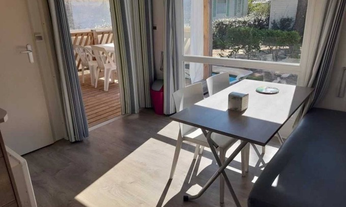Le Grau-dʼAgde House | Camping 4 étoiles - Piscine - ccbbecc