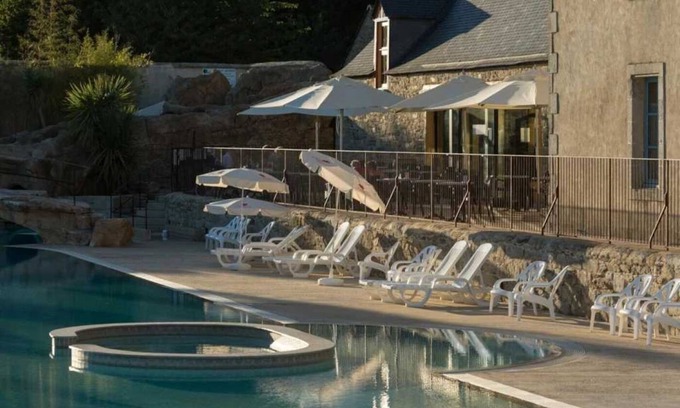 Quimper House | Camping 5 étoiles - Piscine - ccaaagb