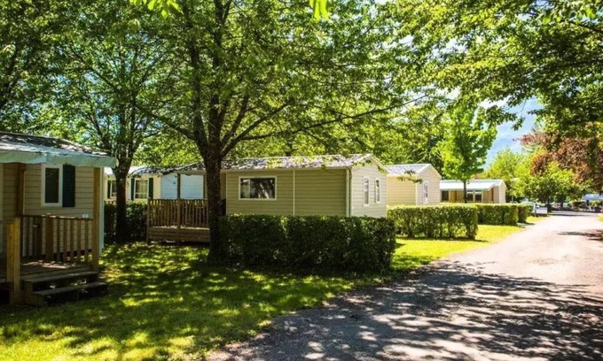 Saint-Pierre-d'Albigny House | Camping du Lac de Carouge * - Mobile home 2 bedrooms + Terrace 6 people