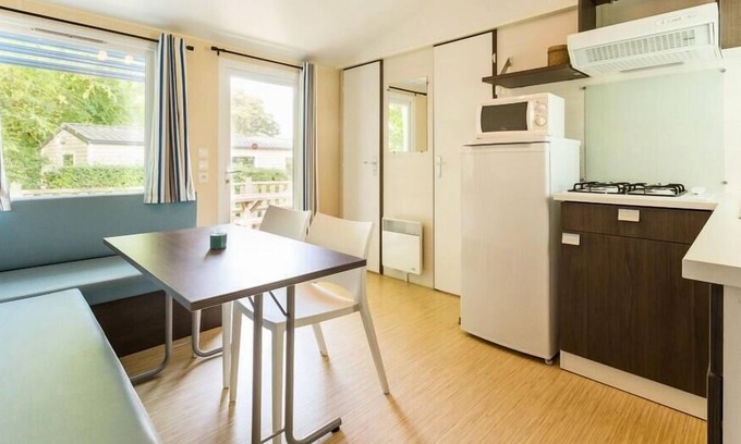 Ingrandes House | Camping Le Petit Trianon - Mobil Home Premium 3 Pièces 5 Personnes