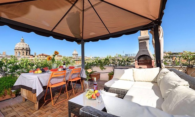 Rione XI Sant'Angelo Apartment | Campo Fiori Ghetto panoramic terrace, fountain view 4 BR 3 BA in historic palace