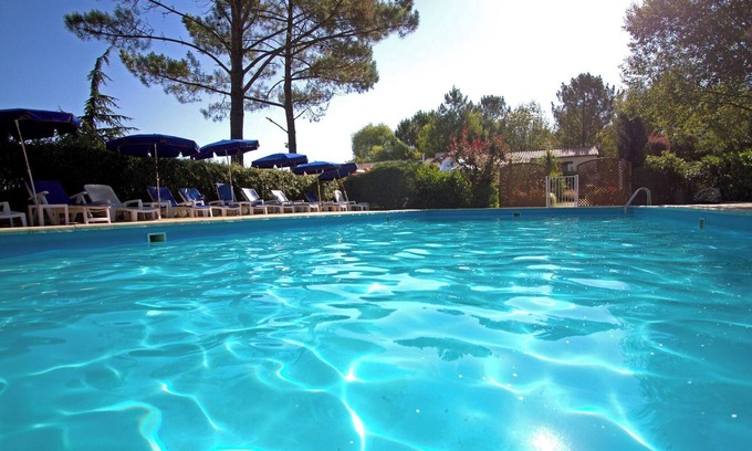 Petit-Palais-et-Cornemps House | Campsite Le Pressoir * - Mobil-Home Prestige 3bed (6/8 pers.)