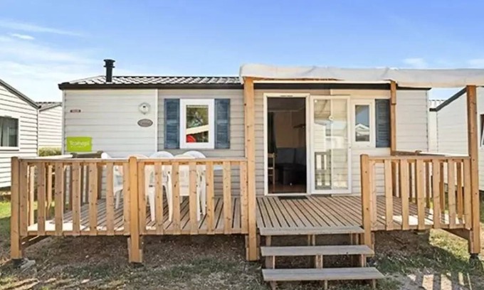 Saint-Amans-des-Cots House | Campsite Domaine des Tours - Mobil-home Raised terrace