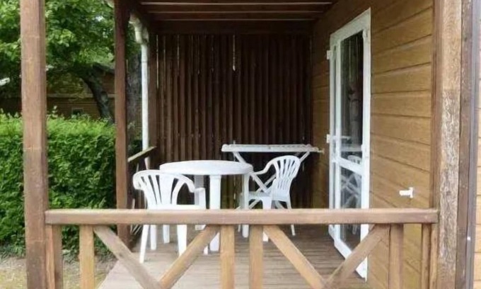 Sainte-Reine-de-Bretagne Ski Chalet | Campsite Le Deffay * - Chalet Cajou (without sheets or towels) 2 persons