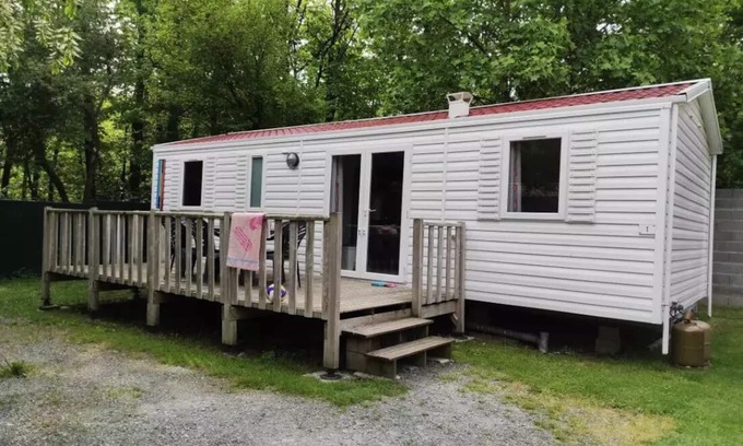 Saint-Laurent-sur-Sevre House | Campsite Le Rouge Gorge* * - MOBILE HOUSE 36m2 (4 bedrooms) TRIBU 8 persons