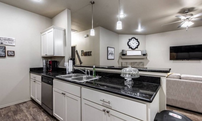 North Overton House | Campus Cove - 3 BR/3 BA - Walk to Tech
