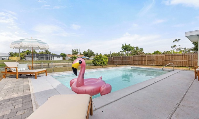 Port Charlotte - Charlotte Harbor House | Canal-Front 3BD - Coastal Vibes, Pool & Near Beach