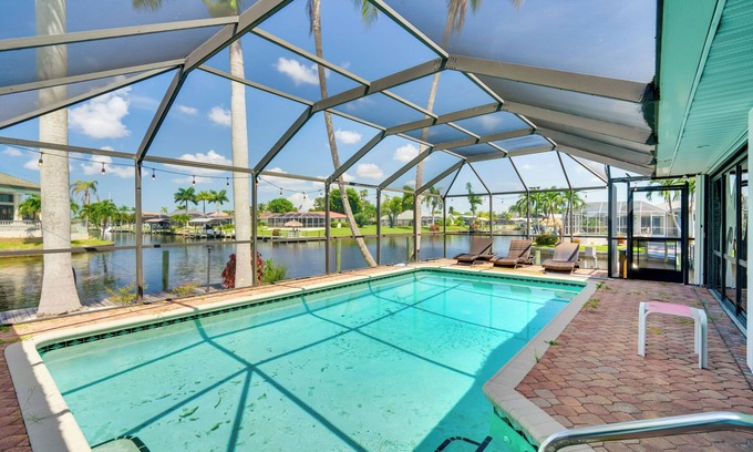 Fort Myers House | Canal-Front Gem w/Lanai & Dock in Cape Coral