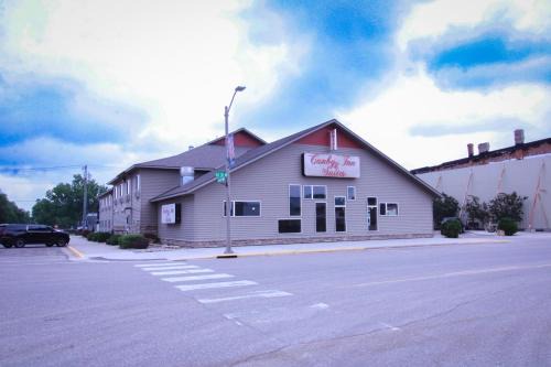 Canby Hotel | Canby Inn and Suites