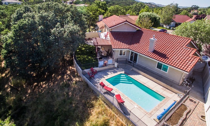 Paso Robles House | Candlewood Creek-Minutes from Downtown Paso Robles - Pool and Pet-Friendly!