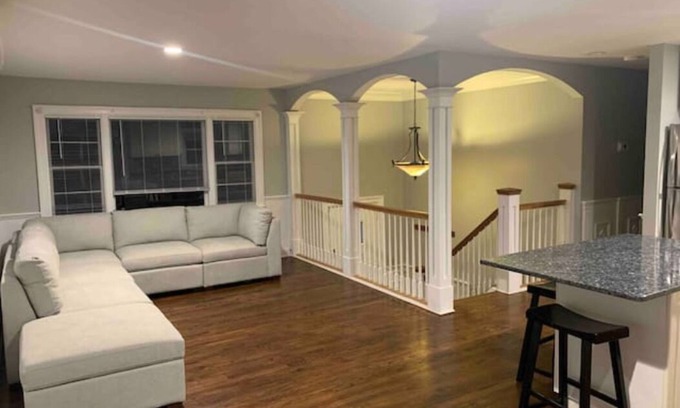 Danbury House | Candlewood Lake Retreat Extended Stay
