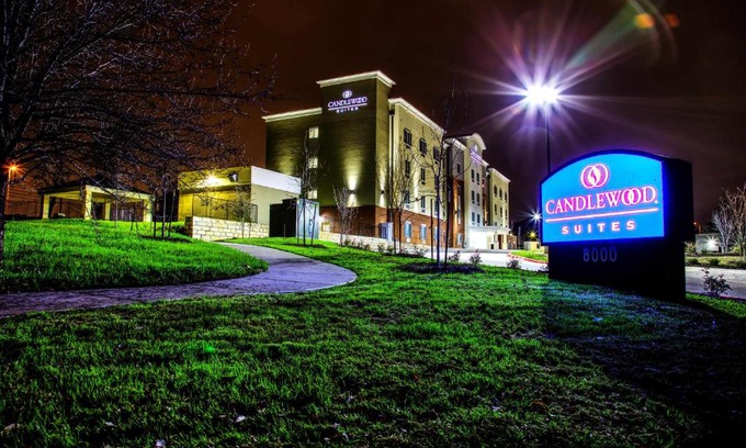 Walnut Creek Business Park Hotel | Candlewood Suites - Austin North by IHG