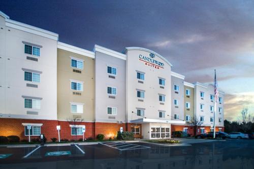 Wake Forest Hotel | Candlewood Suites Wake Forest-Raleigh Area by IHG