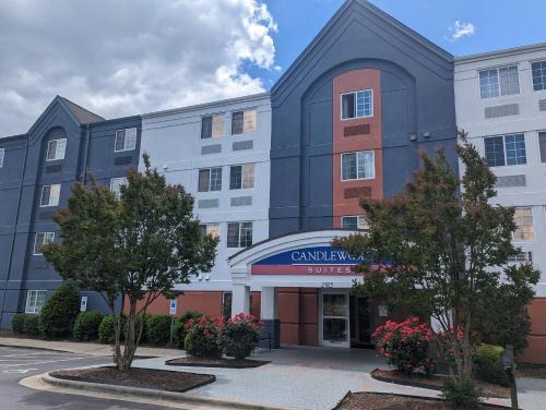 Wilson Hotel | Candlewood Suites Wilson by IHG