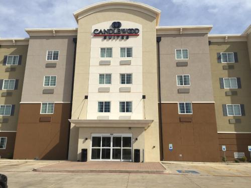 Woodward Hotel | Candlewood Suites Woodward by IHG