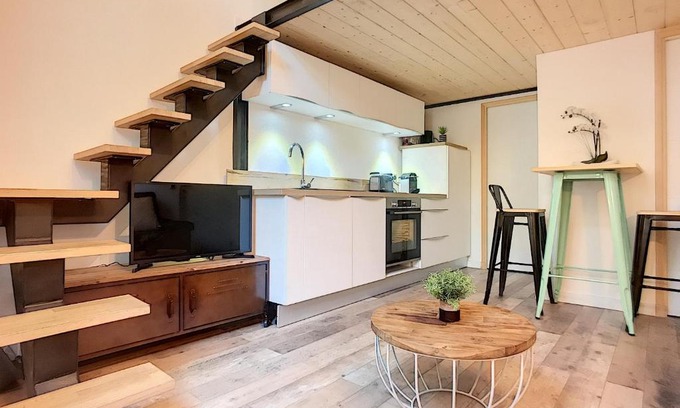 California - Pezou Apartment | Cannes centre - Superb studio with mezzanine