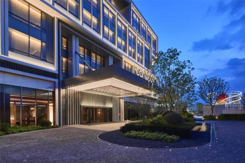 Jinshan Resort | Canopy By Hilton Shanghai Belfry Plaza