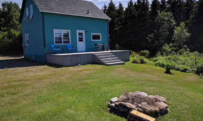 Petit-Etang House | Cape Breton Oceanfront, Mountain/Sunset Views, Private Beach, Fiber Internet