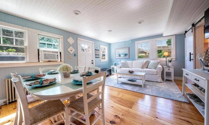 Falmouth Cottage | Cape Cod Cottage Retreat - Close to Beaches, Bike Paths & Downtown Shops!